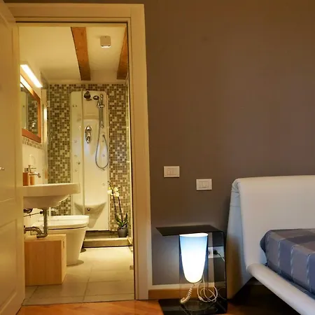 Pompeo Apartment Bologna