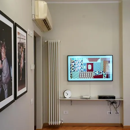 Pompeo Apartment *