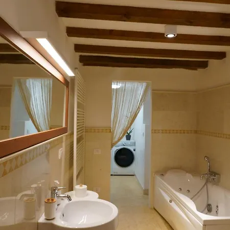 Apartament Pompeo Bolonia