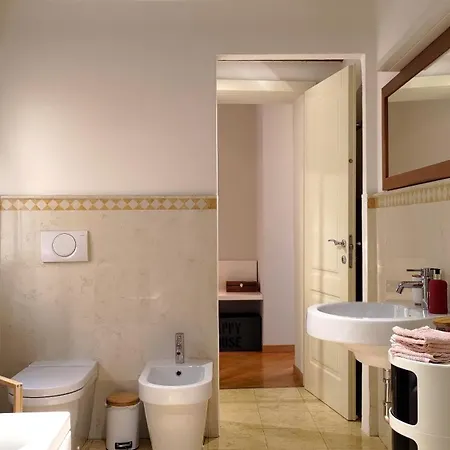 Pompeo Apartament Bolonia